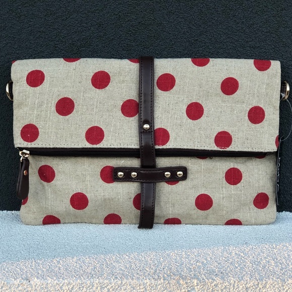 New Polka Dot Clutch - Picture 6 of 8